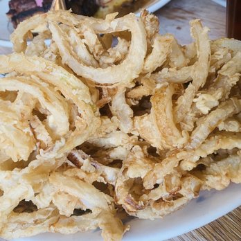 Peter Luger - Onion rings were really good! - Steakhouses Near Me - Brooklyn, New York