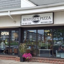 Rustoni's Pizza - Front