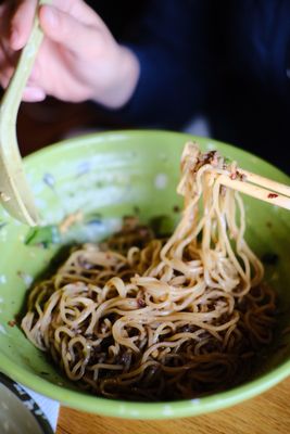 One More Noodle House 来一碗 by null