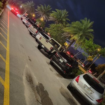 Taco Love - Parking - Tacos Near Me - Davie, Florida Taco Love - Parking - Tacos Near Me - Davie, Florida