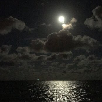 North Beach - Full moon reflecting on North Beach - Beaches Near Me - Miami Beach, Florida North Beach - Full moon reflecting on North Beach - Beaches Near Me - Miami Beach, Florida