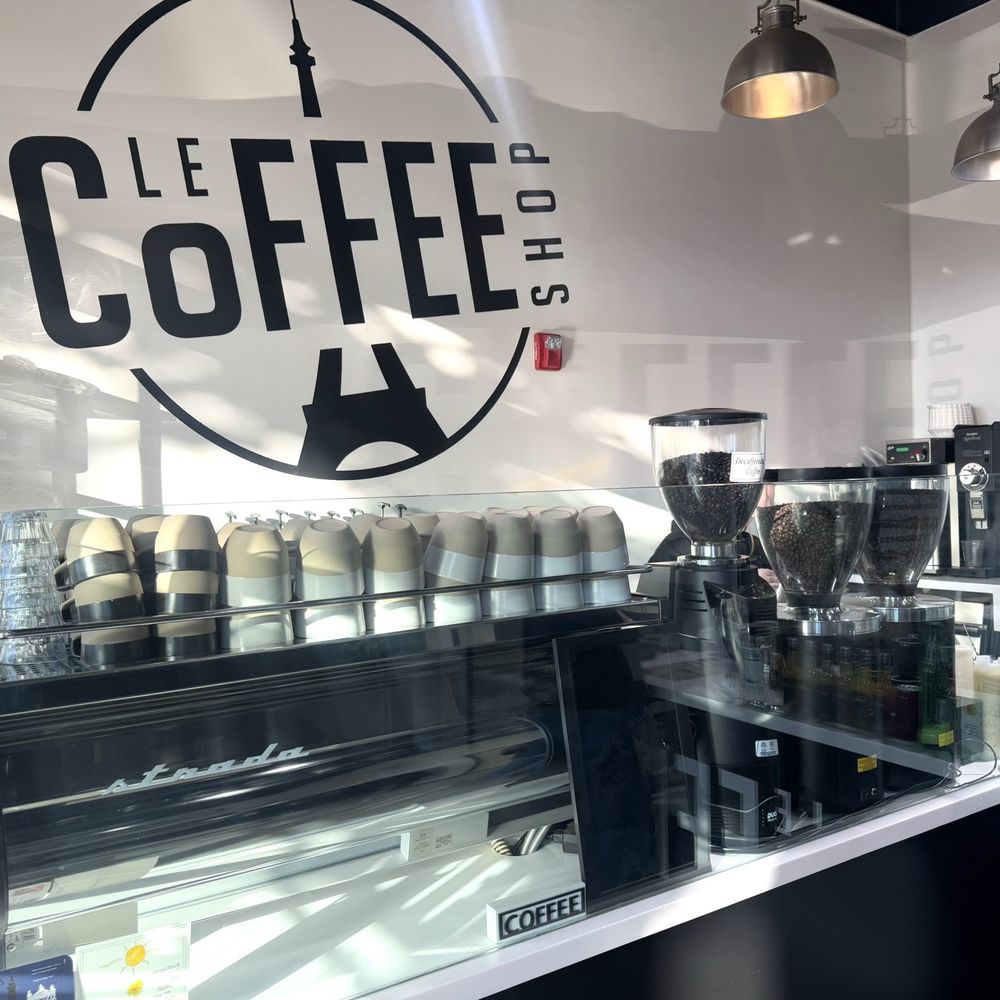Le Coffee Shop - Breakfast & Brunch Near Me - Temecula, California