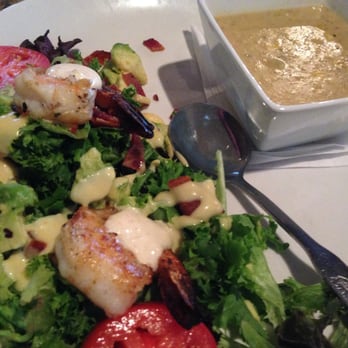 Baker's Crust - Shimp Salad w/ bowl of soup. - Breakfast & Brunch Near Me - Chesapeake, Virginia Baker's Crust - Shimp Salad w/ bowl of soup. - Breakfast & Brunch Near Me - Chesapeake, Virginia