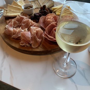 Wine So Cru - 2x charcuterie for the crowd and a glass of white from the Rhône region. - Wine Bars Near Me - Berkeley, California