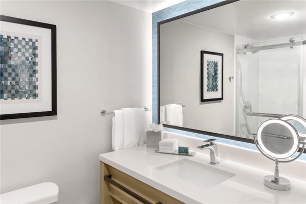 DoubleTree by Hilton Hotel South Bend by null