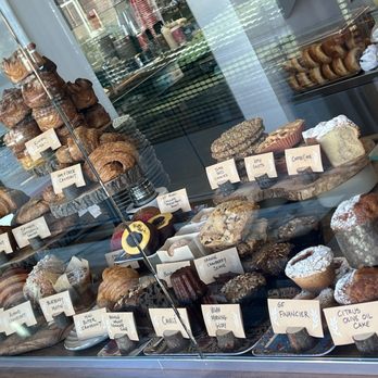 Ubuntu - Assorted pastries! Try the Guava Croissant! - Cafes Near Me - San Juan Capistrano, California Ubuntu - Assorted pastries! Try the Guava Croissant! - Cafes Near Me - San Juan Capistrano, California