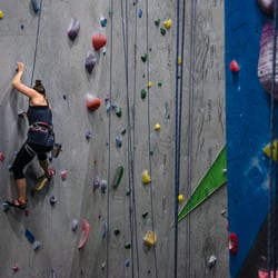 Zéro Gravité Escalade & Yoga - Climbing escalade