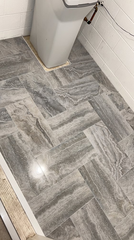 Slide of Davies Tile Hardwood & LVT