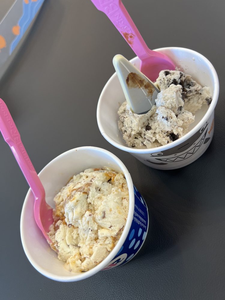BASKINROBBINS Updated September 2024 69 Photos & 68 Reviews 8755