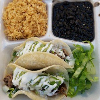 Honolulu Farmers' Market - Burgers and Burritos Hawaii - Beef Taco Plate - Farmers Market Near Me - Honolulu, Hawaii