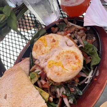 B&B Cafe - Garden Skillet - American Near Me - Castle Rock, Colorado B&B Cafe - Garden Skillet - American Near Me - Castle Rock, Colorado