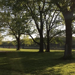 Des Plaines Fish & Wildlife Area - The grassy area