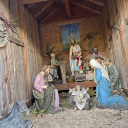 Roberts Christmas Tree Farm - Beautiful Nativity Scene