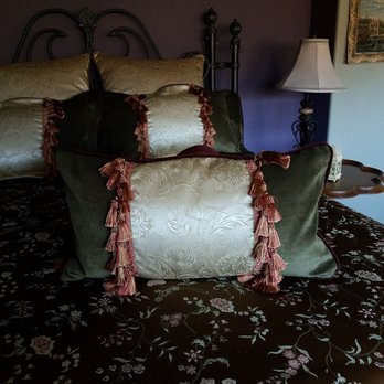 Lilly's Design - Close up - Furniture Reupholstery Near Me - Montclair, California