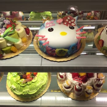 Top Bread - Hello kitty cake! - Bakeries Near Me - Boston, Massachusetts