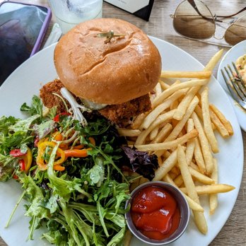 Lighthouse - chicken sandwich - Breakfast & Brunch Near Me - Newport Beach, California Lighthouse - chicken sandwich - Breakfast & Brunch Near Me - Newport Beach, California