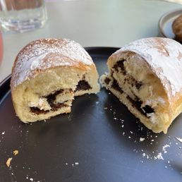 Poppy pastry! Amazing! Not too sweet Poppy pastry! Amazing! Not too sweet