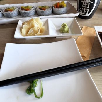 Boto Sushi Del Mar - Veg roll - Sushi Bars Near Me - Del Mar, California