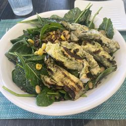 Turquesa Latin Grill - Superfood salad with fish on top. Good nutrients but no flavor.