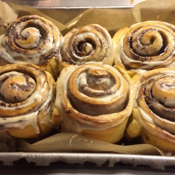 Cinnabon - Bakeries Near Me - Honolulu, Hawaii
