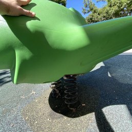 Broken spring under the plane | July 2023