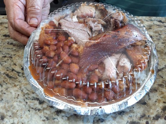 La Pequeña Lechonera inc by null