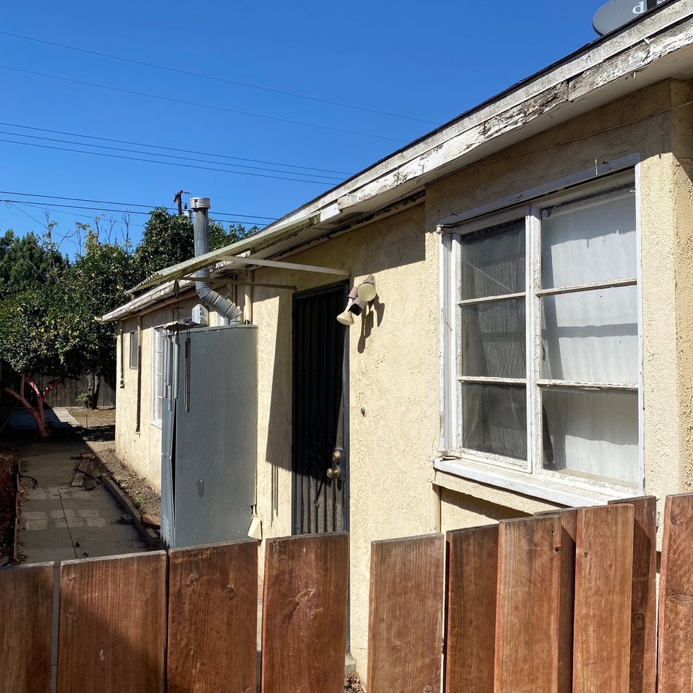 Ikill Pest Control - Before side photo - Pest Control Near Me - Arcadia, California Ikill Pest Control - Before side photo - Pest Control Near Me - Arcadia, California