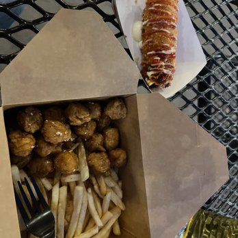 Station 26 Brewing - K-pop chicken &fries with a cheese dog. - Breweries Near Me - Denver, Colorado
