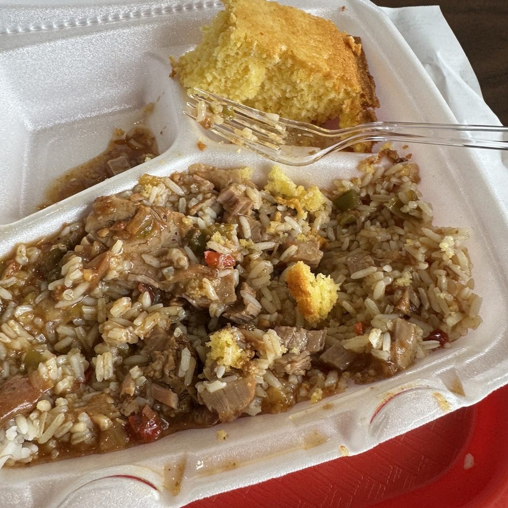 Pearl's Country Kitchen - Rice and gravy baby - Soul Food Near Me - Opelousas, Louisiana Pearl's Country Kitchen - Rice and gravy baby - Soul Food Near Me - Opelousas, Louisiana