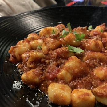 Motorino Enoteca - Italian Near Me - Woodbridge, Ontario