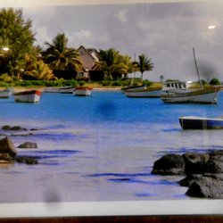 Le Chamarel - Pictures of Mauritius on the walls