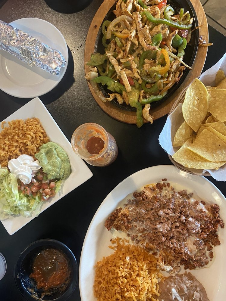 Cubiletes Mexican Bar & Grill