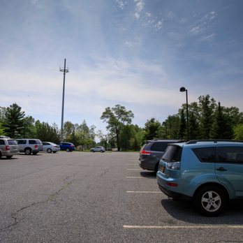 EcoTarium - Parking Lot - Museums Near Me - Worcester, Massachusetts