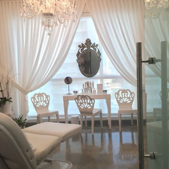 Leonel Calderón, MD - Medical Spas Near Me - Miami, Florida