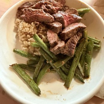 Fresh Kitchen - Three Bowl: steak, green beans, and brown rice - New American Near Me - St Petersburg, Florida Fresh Kitchen - Three Bowl: steak, green beans, and brown rice - New American Near Me - St Petersburg, Florida
