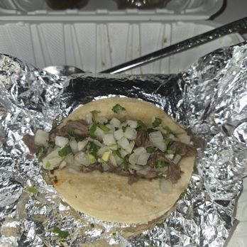 King Taco - No salsa in my cold, rubbery meat tacos. - Mexican Near Me - Los Angeles, California King Taco - No salsa in my cold, rubbery meat tacos. - Mexican Near Me - Los Angeles, California
