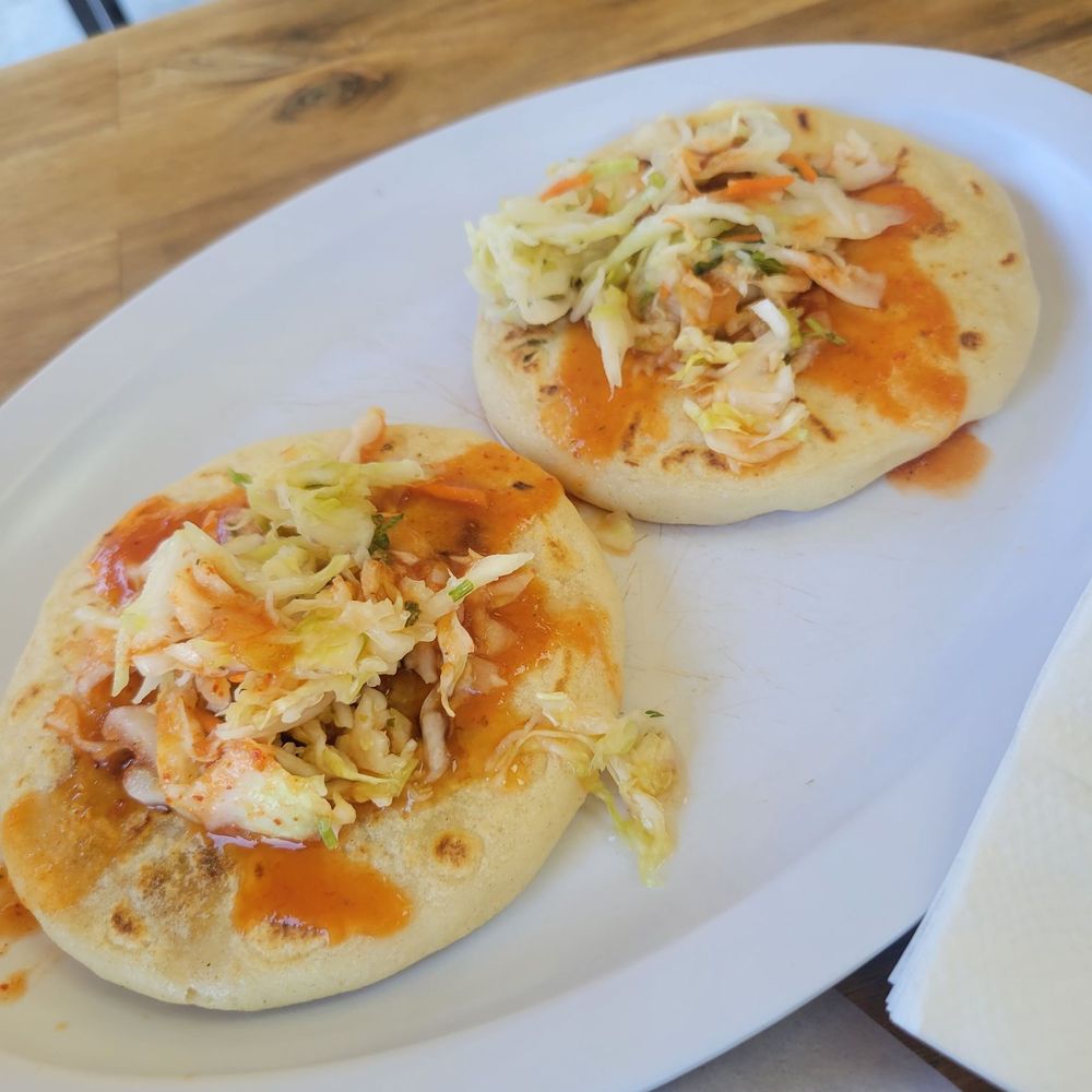 Los Cheros Pupuseria - Pupusa de Chicharron and Cheese. - Salvadoran Near Me - Gardena, California Los Cheros Pupuseria - Pupusa de Chicharron and Cheese. - Salvadoran Near Me - Gardena, California