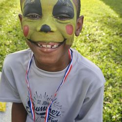 Arts-Z-Faces - 1st pikachu painting