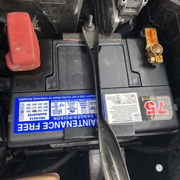 Tech installed the battery upon purchase, greatly appreciated!