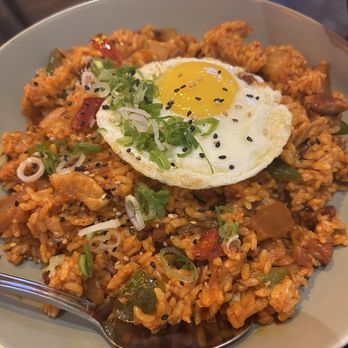 bb.q Chicken Convoy - Kimchi Fried Rice - Korean Near Me - San Diego, California bb.q Chicken Convoy - Kimchi Fried Rice - Korean Near Me - San Diego, California