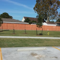 Bellemeade Walking Trail - Other side of trail