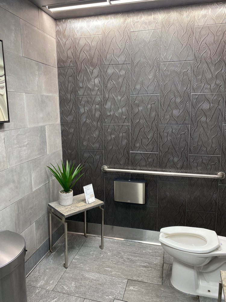 COX FAMILY STORES Updated May 2024 5251 Hopyard Rd / Owens