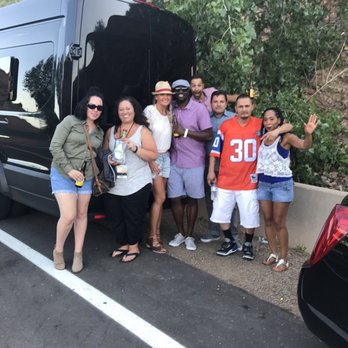 Swoop Me Now - Getting ready for a concert at Red Rocks - Limos Near Me - Lakewood, Colorado Swoop Me Now - Getting ready for a concert at Red Rocks - Limos Near Me - Lakewood, Colorado