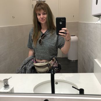 Ashley Hair Studio - 70s rocket bangs! - Hair Stylists Near Me - Fullerton, California