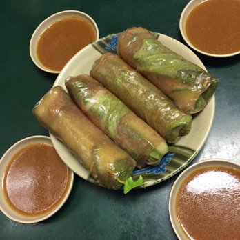 Ri Le's - Happy roll and peanut sauce - Vietnamese Near Me - Tulsa, Oklahoma Ri Le's - Happy roll and peanut sauce - Vietnamese Near Me - Tulsa, Oklahoma
