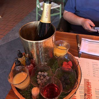 Rustic Root - Champagne bucket - Cocktail Bars Near Me - San Diego, California
