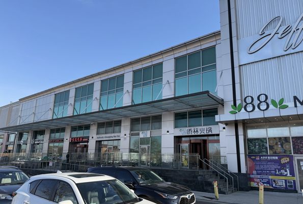 88 Marketplace by null