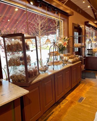 Harbor Candy Shop by null