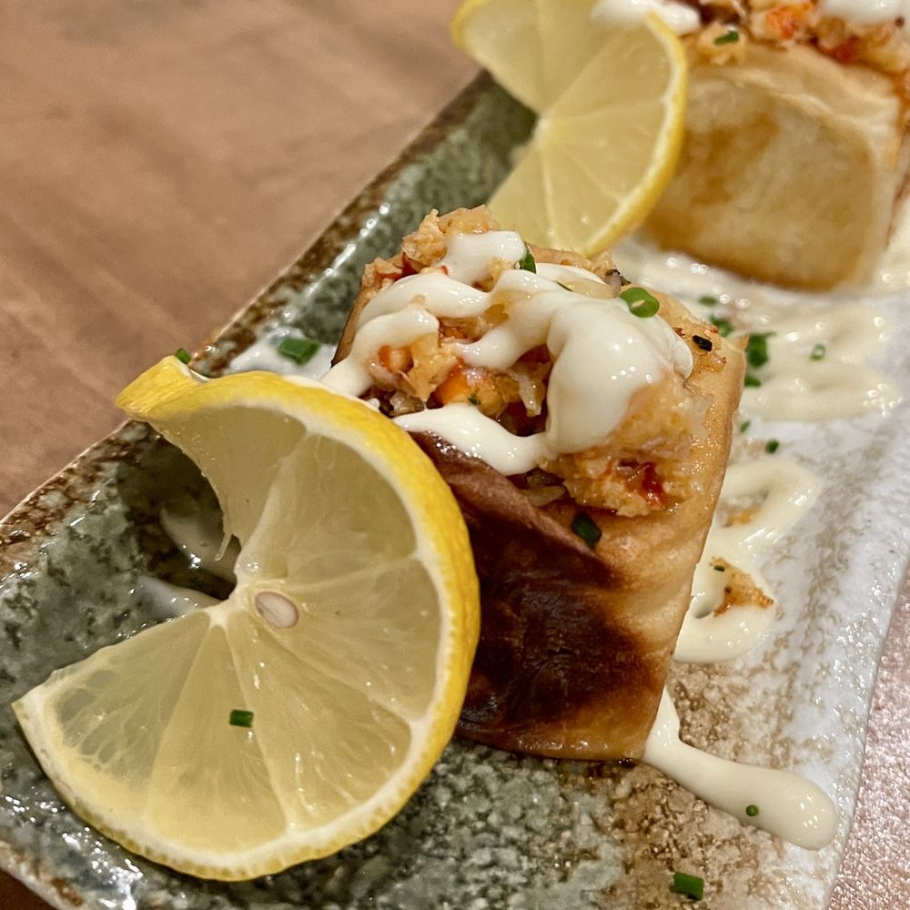 Curate - Lobster roll sliders - Tapas/Small Plates Near Me - Springfield, Illinois