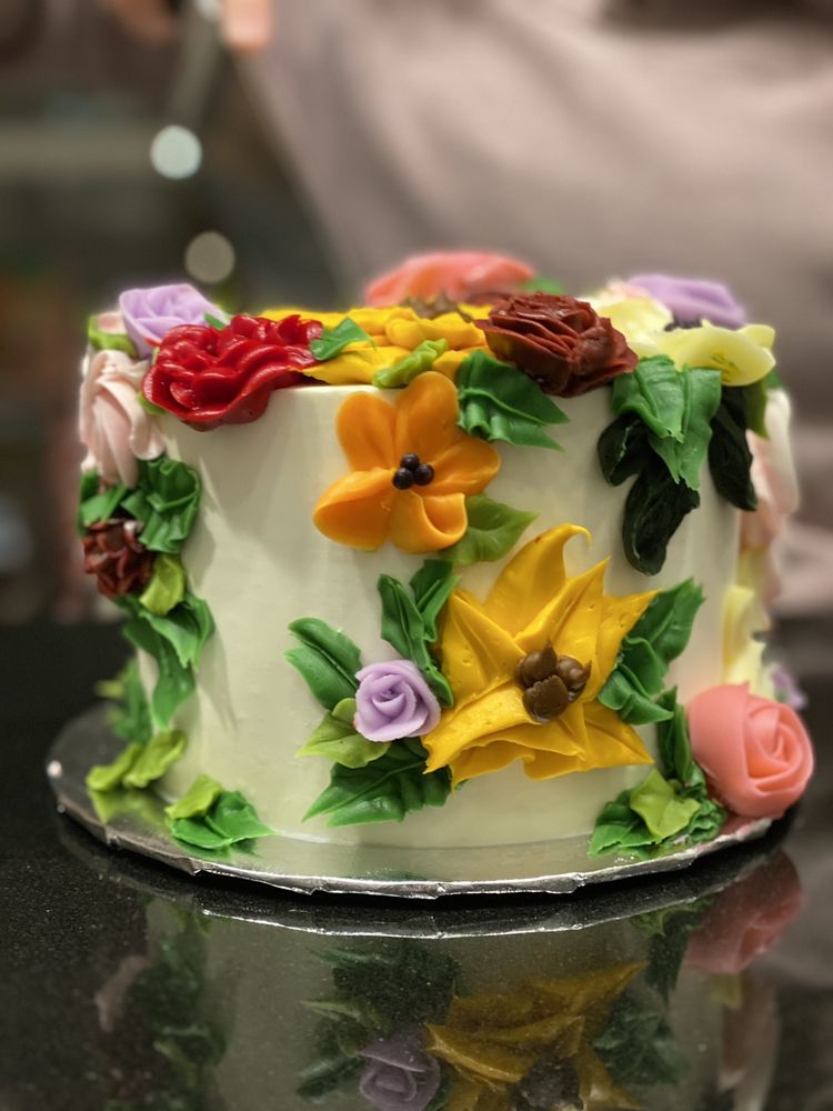 CAKEHEADS BAKERY Updated September 2024 114 Photos & 101 Reviews